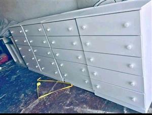 Brand new chest of drawers on crazy special cash on delivery