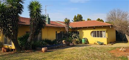 Charming 4-bedroom Freehold home in Dalview, Brakpan—perfect for families seeking comfort and space
