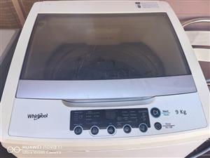 Whirlpool 9kg Washing Machine
