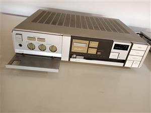 Akai AM-U5 Stereo Integrated Amplifier