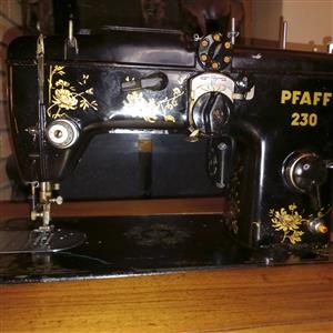 Antique Pfaff 230 Pedal Sewing Machine