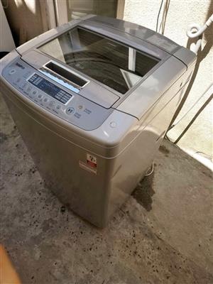 LG 13KG WASHING MACHINE GREAT WORKING CONDITION DELIVERY CAN BE ARRANGED