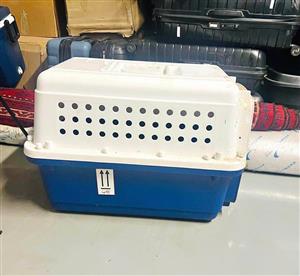 Medium size pet carrier