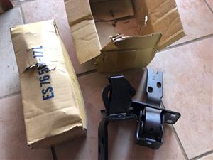 Chevy Pickup Door Hinges 1947 - 1954 Left & Right