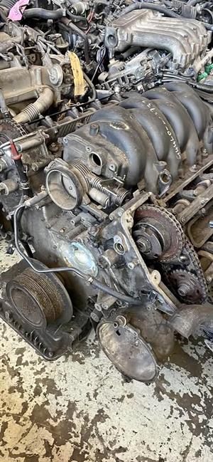 Bmw 4.4 water cooled alternator Engine sold as is