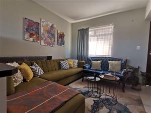 Modern Lock-Up-and-Go Apartment in Secure Kidds Beach Estate