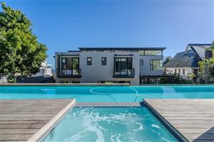 House For Sale in Camps Bay
