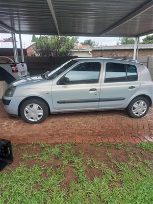 Renault Clio 2004 1.