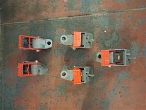 At Luli Auto Spares, we sell all kinds of Genuine New and Used Car Spare Parts, 