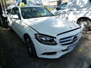 Mercedes C220 W205 CDI Bluetec AT White - 2014 STRIPPING FOR SPARES