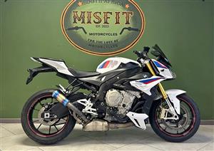 2019 BMW S1000R