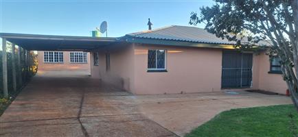 Farm For Sale in Wheatlands AH