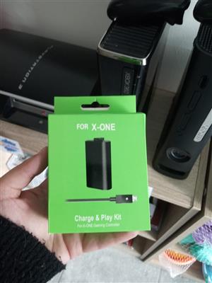 PLAY AND CHARGE KIT BLACK (XBOX ONE) 