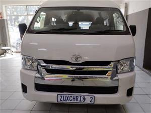 2011 TOYOTA QUANTUM  2.5GL  DIESEL  14SEATER  MANUAL