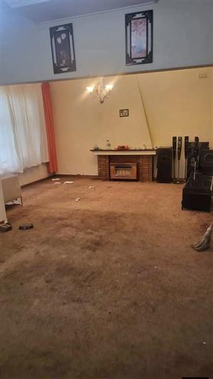 FOR RENT – KENSINGTON, JOHANNESBURG Address: Kensington, Johannesburg