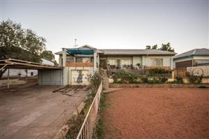 House For Sale in Upington