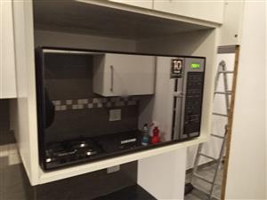 Samsung mirror finish gril microwave 
