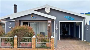 House For Sale in Pearly Beach