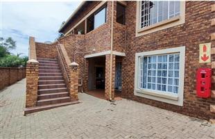 Townhouse For Sale in Terenure