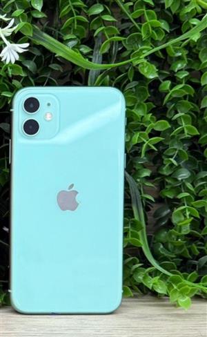 IPhone 11 64GB (color green)