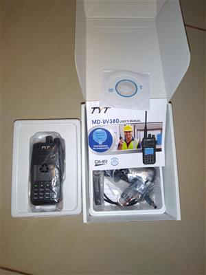 Digital two way radio walkie talkie with gps optional TYT