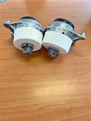 BRAND NEW MERCEDES BENZ W205 C63 ENGINE MOUNTINGS
