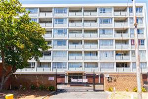 Studio with Balcony Available for Long Term