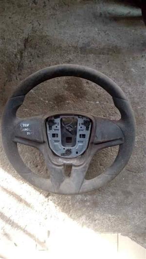 Chevrolet sonic 2012 steering wheel