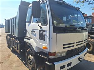 Nissan cw290 10 cube tipper for sale 