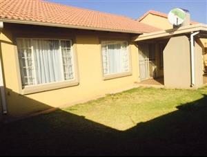 2 Bedroon Apartment in Willow Park Manor Pretoria 