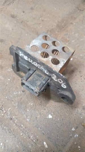Peugeot 206 radiator fan resistor