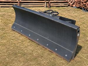 M3 HYDRAULIC SKID-STEER DOZER BLADE –