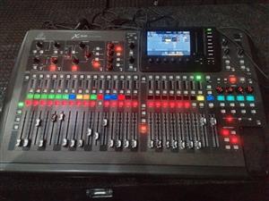 X32 Behringer digital mixer.