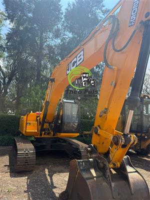 2017 JCB JS205LC Excuvator
