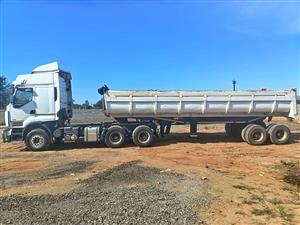 2012 Renault Premium Lander