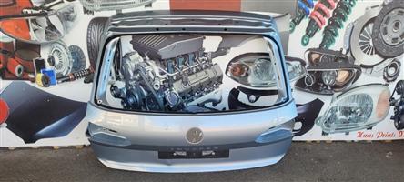 2019 VW TOUAREG TAILGATE SHELL FOR SALE. IN EXCELLENT CONDITION