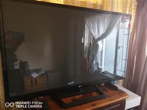 49 inch LG HD TV