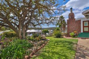 Charming Corner Home with Beautiful River Views