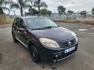 2009 RENAULT SANDERO