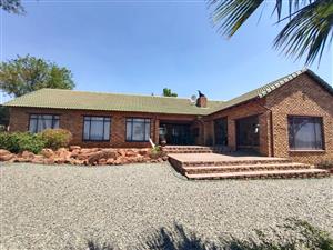 House For Sale in Blue Saddle Ranches