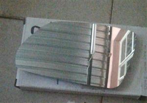 Polo  2  LHS door mirror glass 