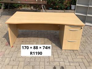 OFFICE DESK WITH DRAWERS