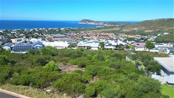 A Magnificent Prime Vacant Stand for Sale in the Upmarket Whale Rock Suburb