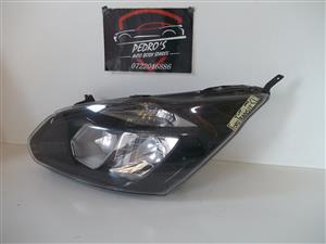 VW Transporter left headlight