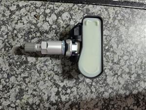 Mercedes-Benz Tire Pressure Sensor – New
