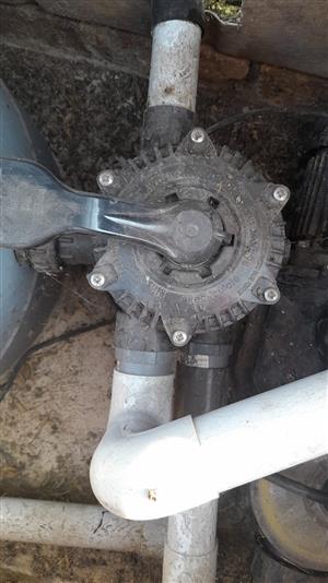 Swimming pool pump and extras