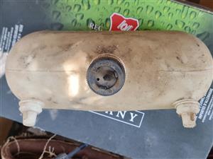 VW Beatle 1972/77 windscreen washer bottle 