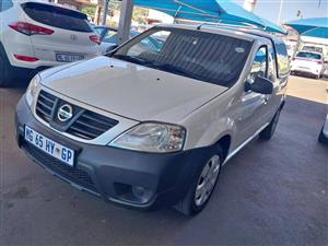 2019 NP200 1.5 77 000KM WHITE COLOR MANUAL DIESEL 