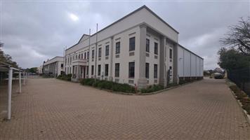 1550sqm Warehouse to let in Randjespark Midrand