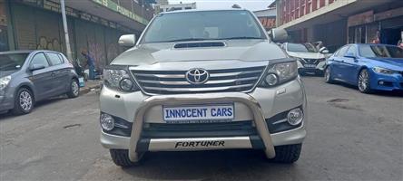 2014 TOYOTA FORTUNER 3.0 D4D DIESEL, 4X4  AUTOMATIC, SILVER COLOUR, MILEAGE
